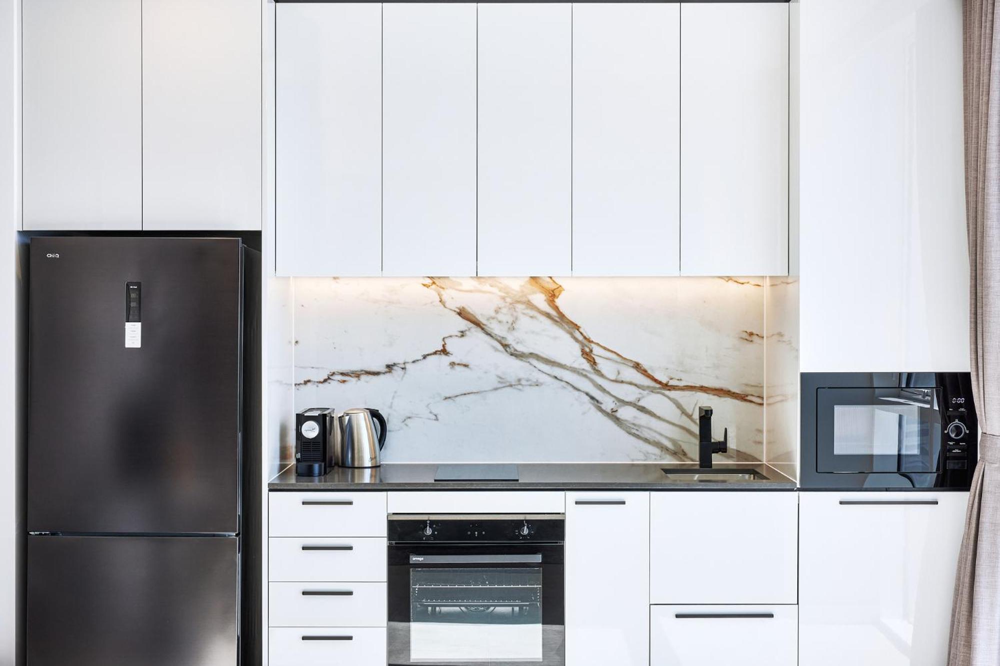 Meriton Suites Liverpool Exterior foto A modern kitchen