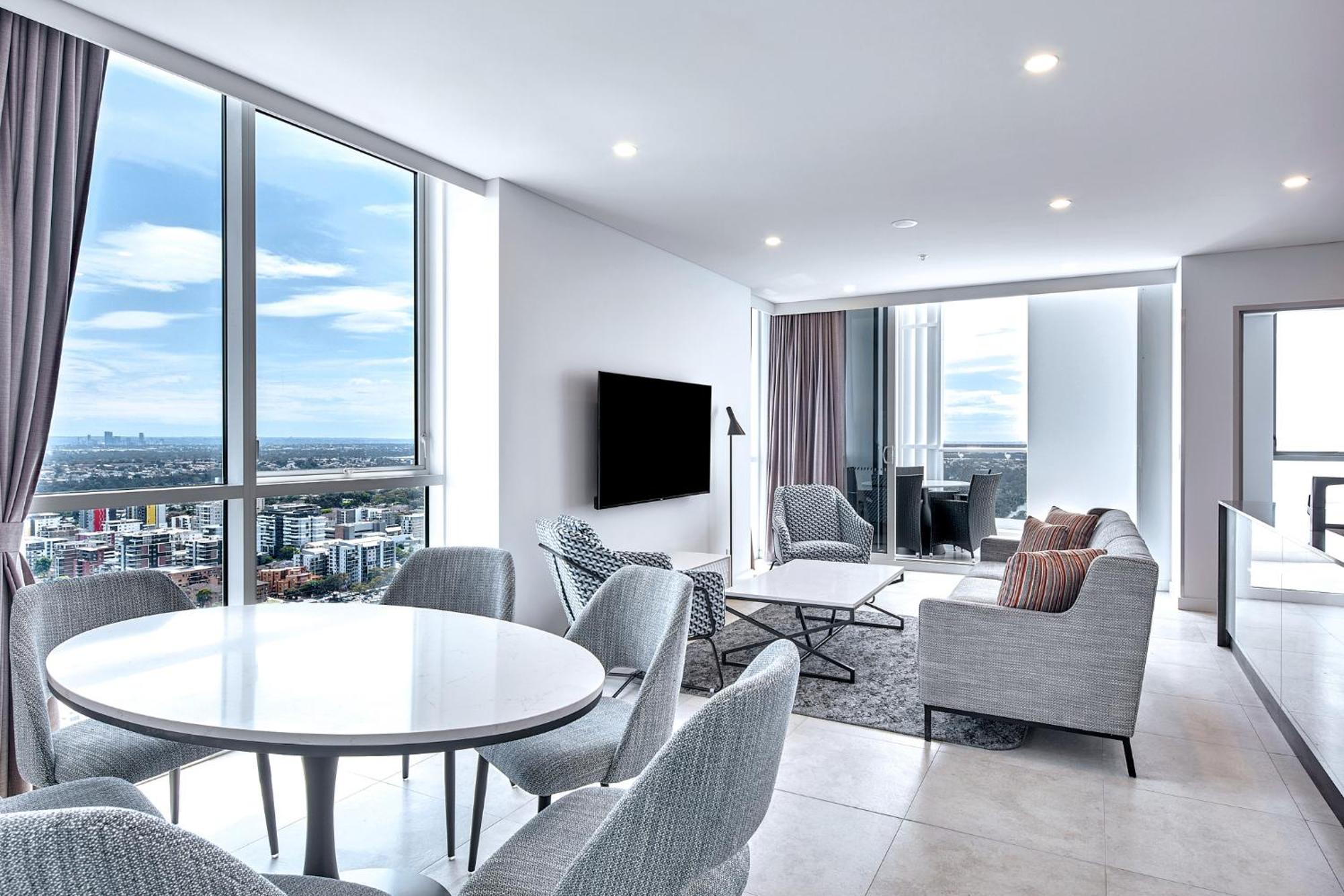 Meriton Suites Liverpool Exterior foto A suite at the hotel